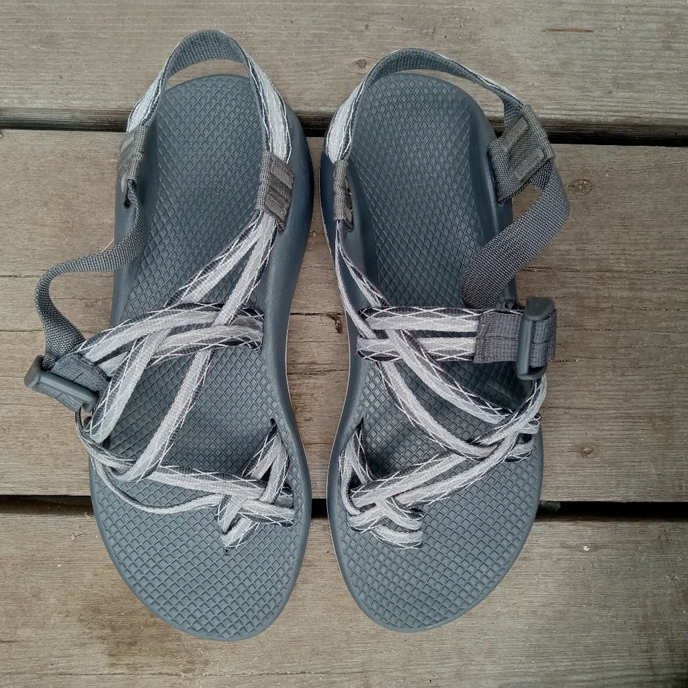 Chaco Womens ZX2 Sandal Size 9 Apex Gray Toe Loop Adjustable Outdoor Water Shoe